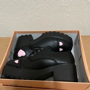 NEW KOI Footwear Mary Jane Platform with hearts